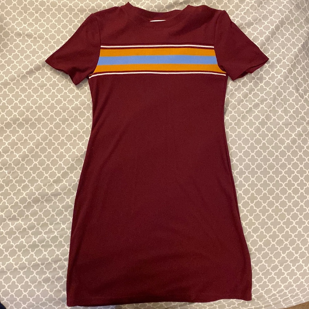 Burgundy Ribbed Dress w/ stripe - Arizona Jean Co.